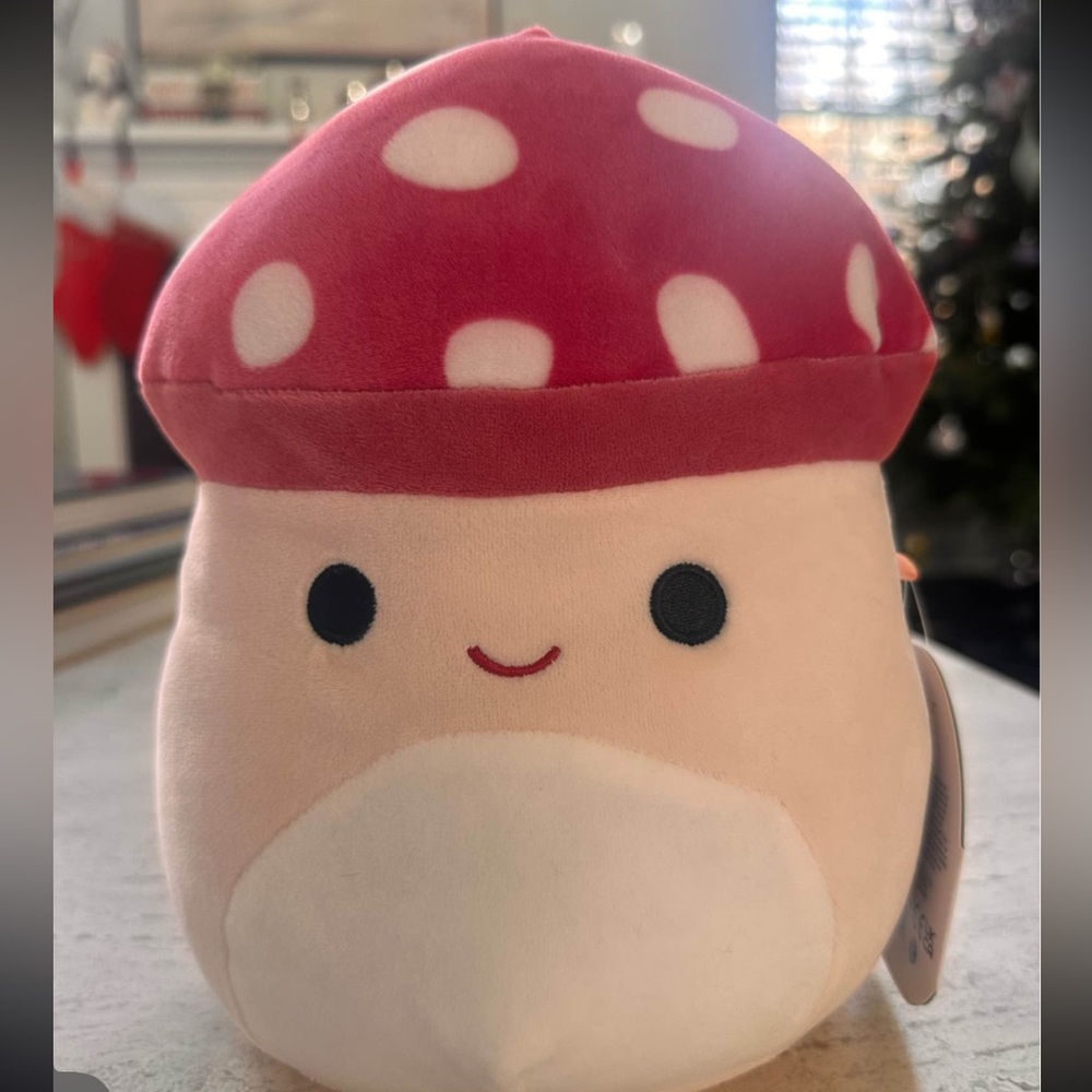 Malcom the Mushroom 8” Squishmallow - Brand New - Picture 4 of 4